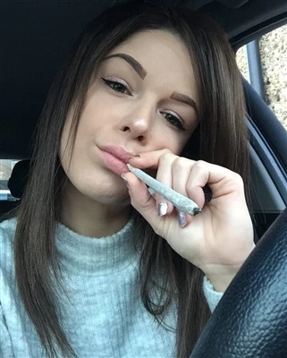 Lanseeraa Premium Cannabis Preroll Line -sarjan: Lab-Testattu laatu, vaatimus...